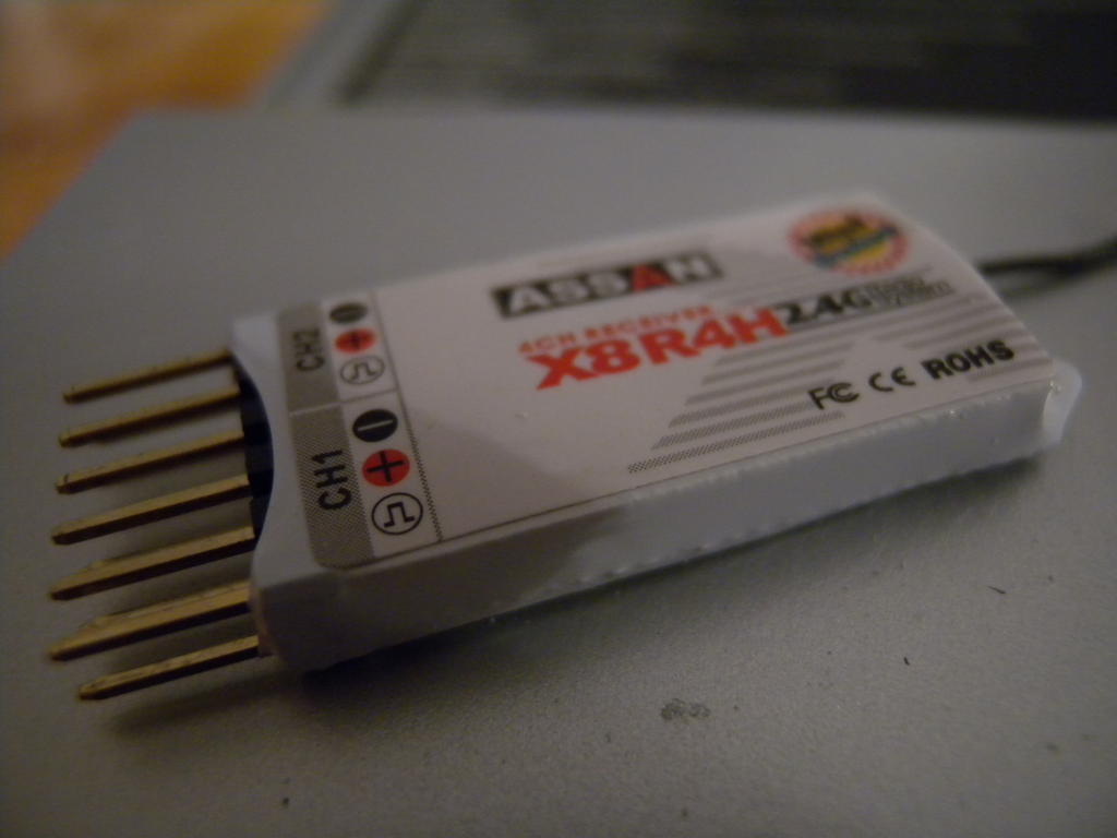 modellbau:tips:receivers:assan_x8r4h_2.jpg