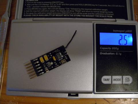 Assan 4 Kanal Empfänger auf der Waage